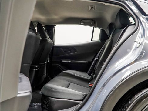 Used 2025 Toyota Prius LE image 33