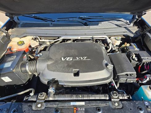 Used 2019 Chevrolet Colorado ZR2 w/ LPO, Power Package AWD/4WD image 17