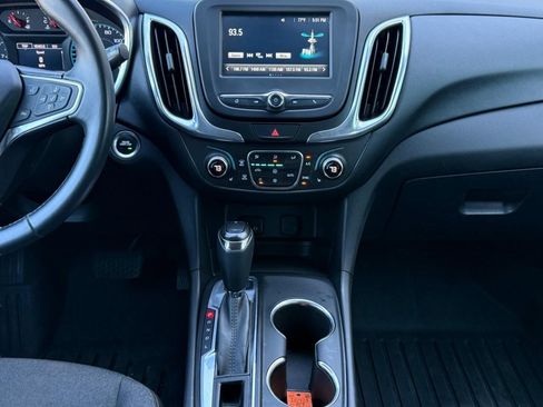 Used 2018 Chevrolet Equinox LT AWD/4WD image 35