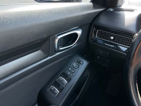 Certified 2025 Honda Civic Sport image 22