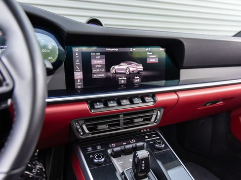 Certified 2021 Porsche 911 Turbo S AWD/4WD image 16