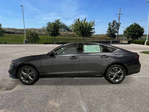 New 2026 Honda Accord EX-L image 2