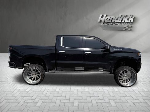 Used 2021 Chevrolet Silverado 1500 High Country w/ Technology Package AWD/4WD image 10