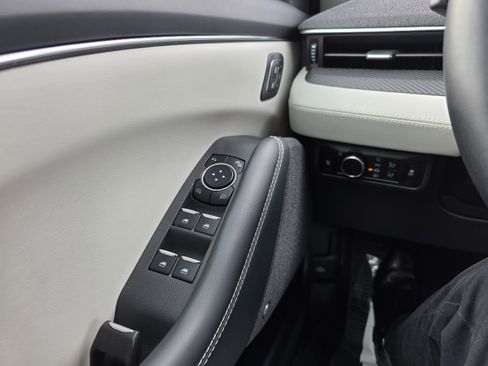 Certified 2023 Ford Mustang Mach-E Premium image 18