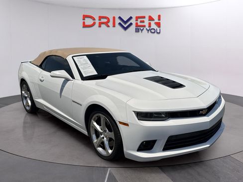 Used 2015 Chevrolet Camaro SS w/ RS Package RWD image 8
