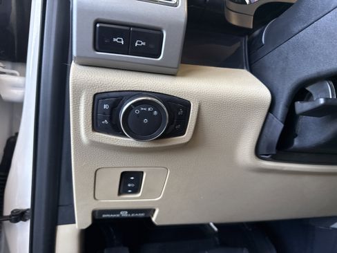 Used 2017 Ford F350 Lariat w/ Lariat Value Package image 26