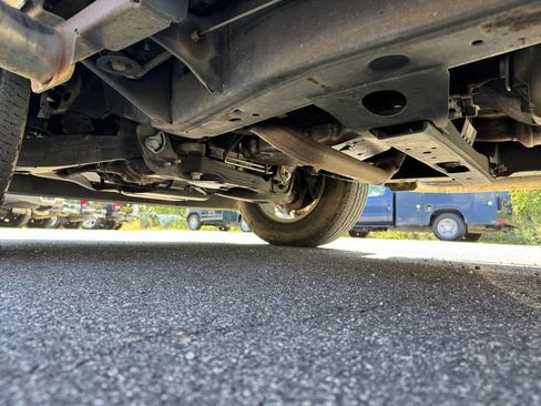 Used 2018 GMC Canyon SLE image 6