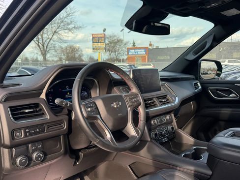 Used 2023 Chevrolet Tahoe RST RWD image 12