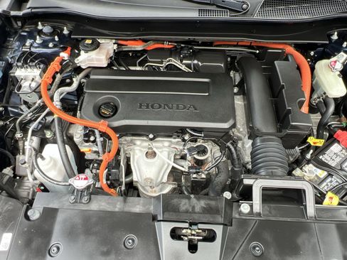Used 2024 Honda CR-V Sport image 32