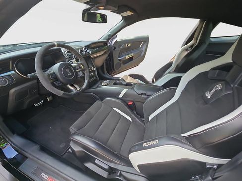 Used 2020 Ford Mustang Shelby GT500 w/ Technology Package RWD image 14