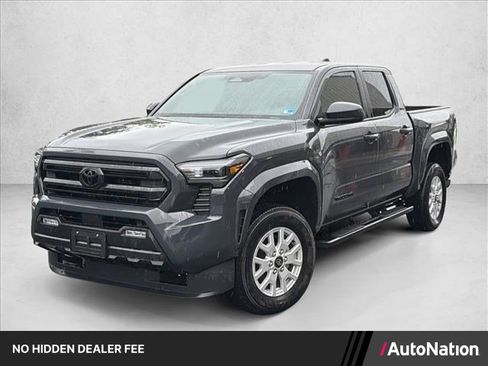Used 2025 Toyota Tacoma SR5 RWD image 1
