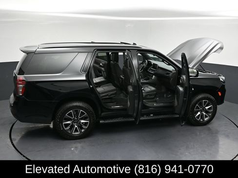 Used 2023 Chevrolet Tahoe Z71 w/ Luxury Package AWD/4WD image 36