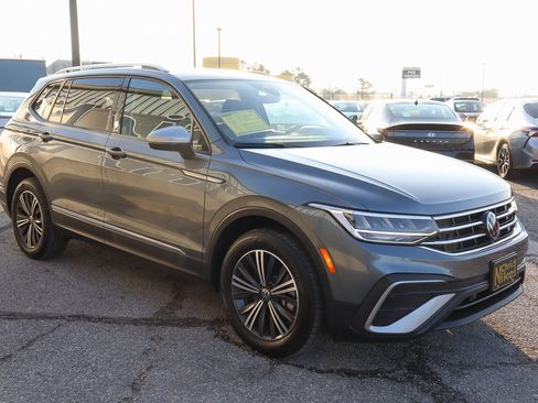 Used 2024 Volkswagen Tiguan Wolfsburg Edition image 3