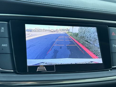 Used 2021 Buick Enclave Essence w/ Sound and Sites Package image 21