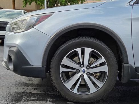 Used 2019 Subaru Outback 2.5i Limited w/ Protection Package #1 AWD/4WD image 9