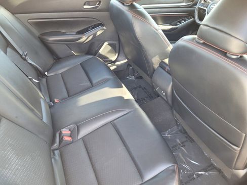 Used 2023 Nissan Altima 2.5 SR image 19