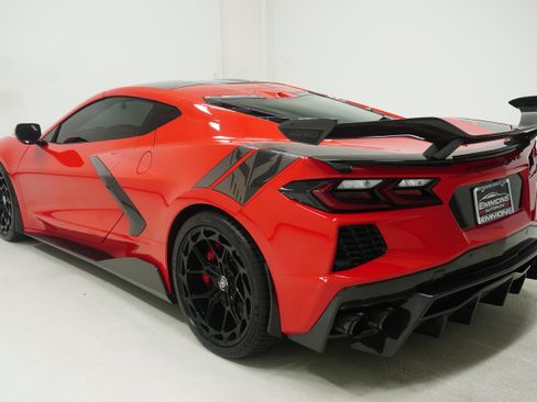 Used 2020 Chevrolet Corvette Stingray Premium Cpe w/ 3LT Preferred Equipment Group RWD image 6