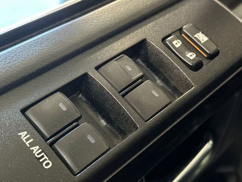 Used 2020 Toyota 4Runner TRD Off-Road AWD/4WD image 14