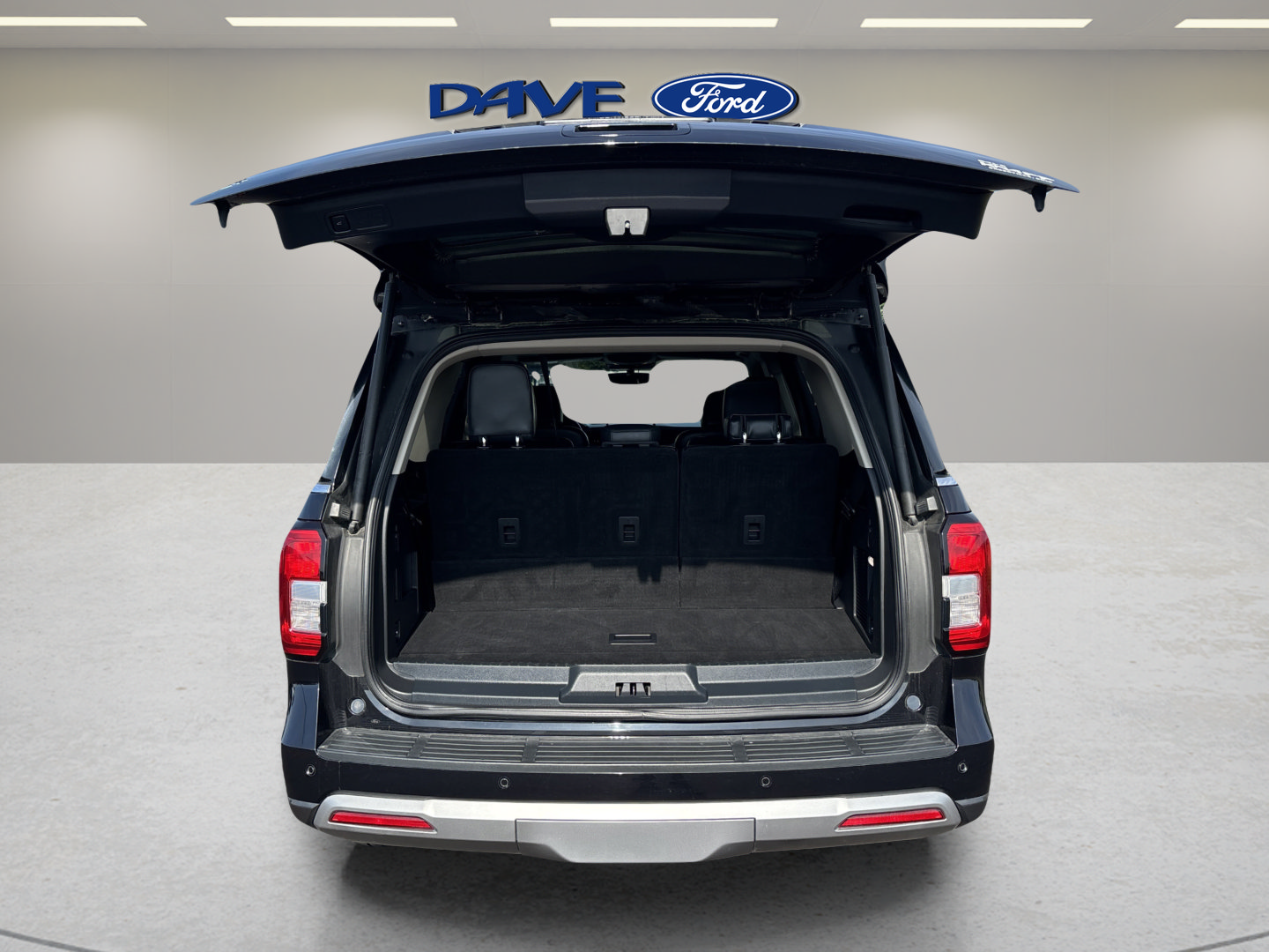 Used 2022 Ford Expedition XLT AWD/4WD image 27
