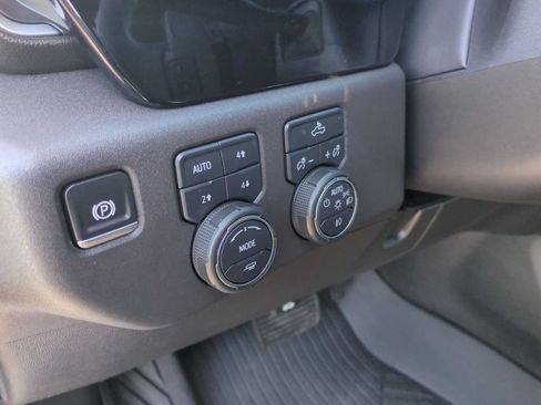 Used 2024 Chevrolet Silverado 1500 LT Trail Boss AWD/4WD image 35