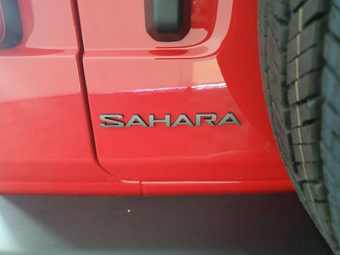 New 2025 Jeep Wrangler Sahara image 31