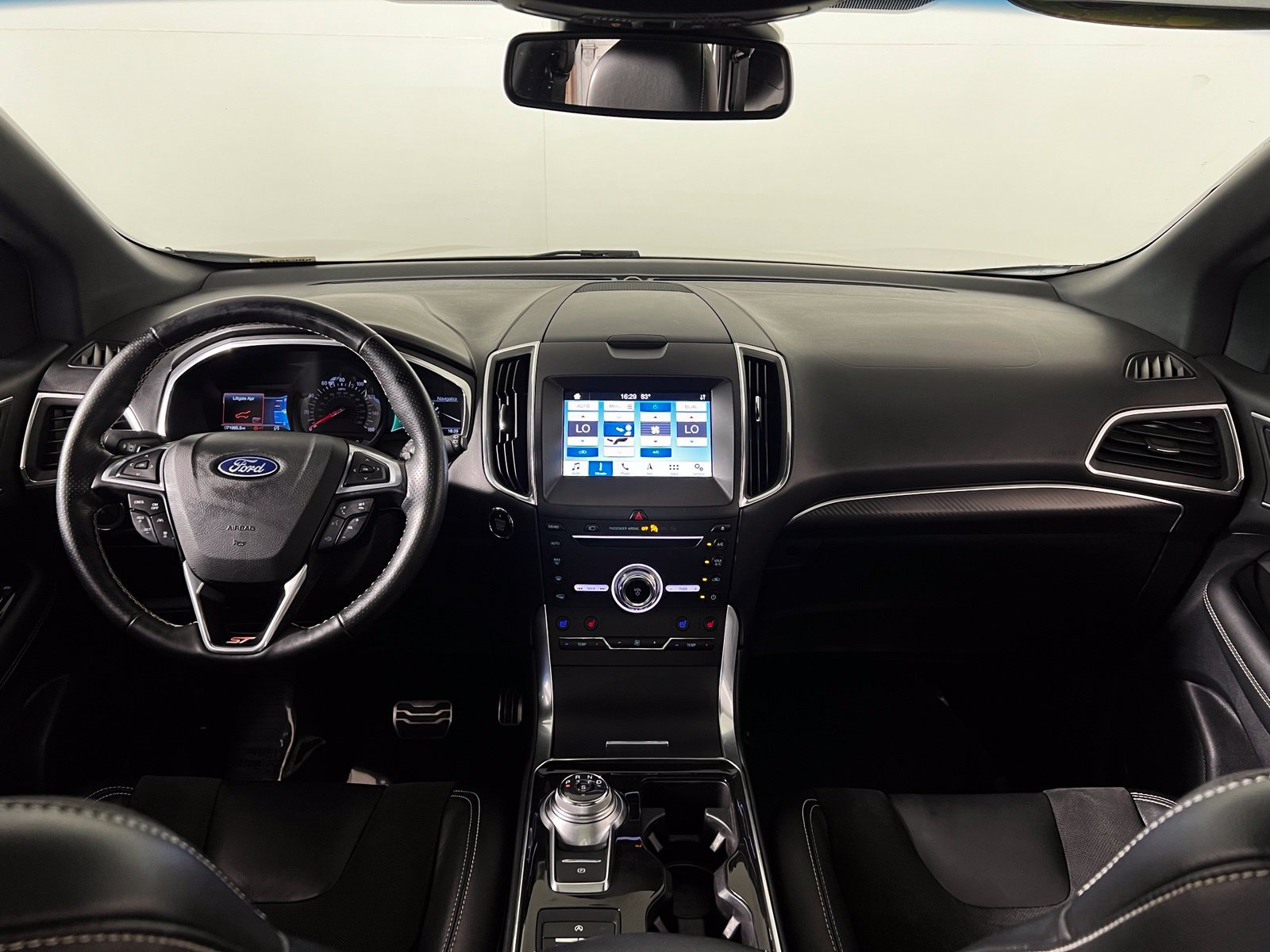 Used 2019 Ford Edge ST w/ Equipment Group 401A AWD/4WD image 28