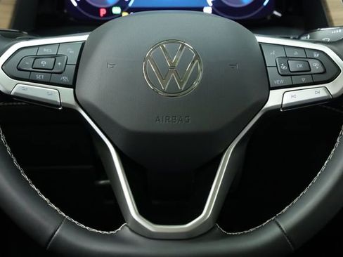 New 2026 Volkswagen Atlas SE FWD image 13
