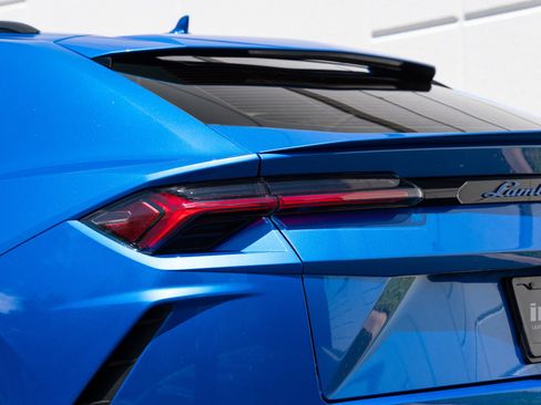 Used 2019 Lamborghini Urus AWD/4WD image 30