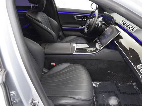 Used 2022 Mercedes-Benz S 580 4MATIC Sedan image 16