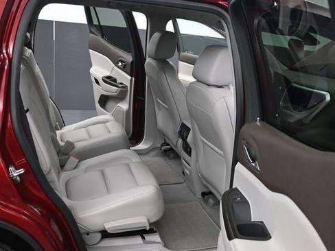 Used 2018 GMC Acadia SLT FWD image 43