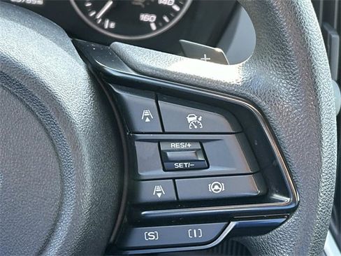 Used 2024 Subaru Crosstrek 2.0i Premium image 29
