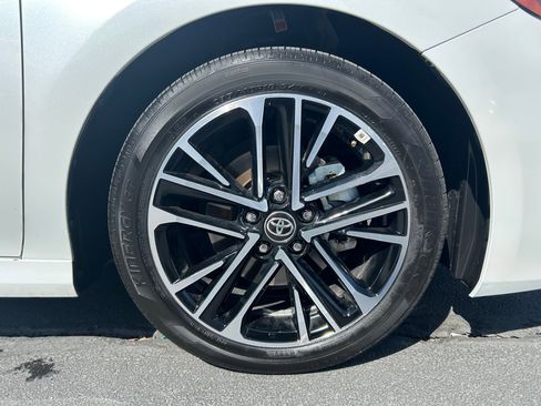 Certified 2025 Toyota Camry XLE FWD image 30