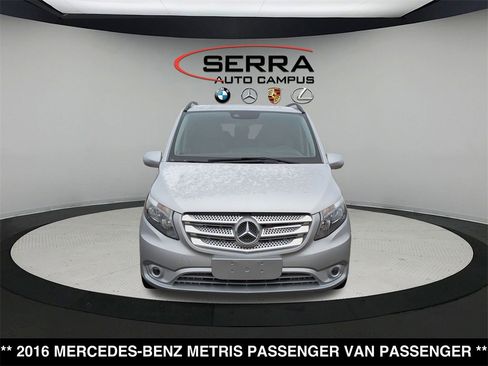 Used 2016 Mercedes-Benz Metris Passenger image 8