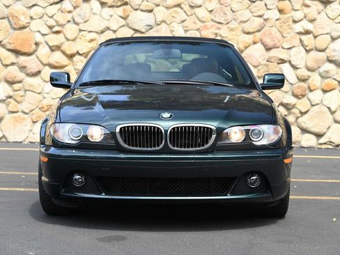Used 2004 BMW 325Ci Convertible image 12