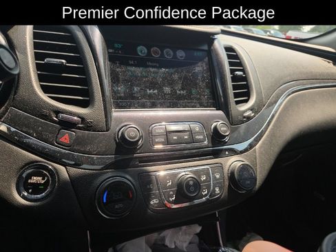 Used 2019 Chevrolet Impala Premier w/ Premier Confidence Package FWD image 16