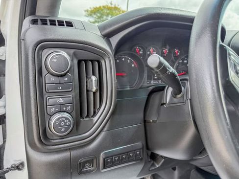Used 2022 Chevrolet Silverado 2500 W/T w/ WT Convenience Package image 19