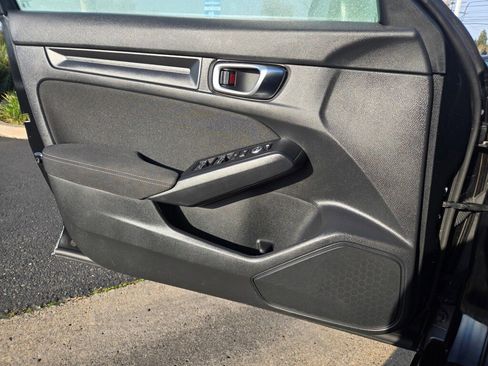 Certified 2025 Honda Civic Sport image 22