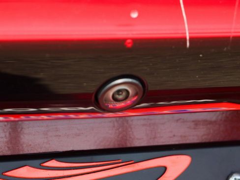 Used 2021 Chrysler Pacifica Touring w/ Uconnect Theater Family Group image 45