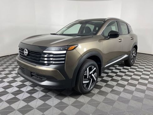 New 2026 Nissan Kicks SV w/ SV Premium Package image 5