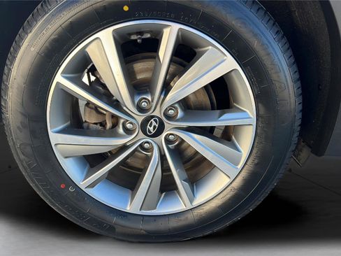 Used 2020 Hyundai Santa Fe SEL w/ Convenience Package image 15