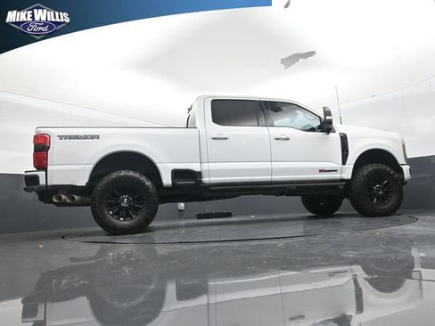 Used 2023 Ford F250 XLT w/ Black Appearance Package AWD/4WD image 24