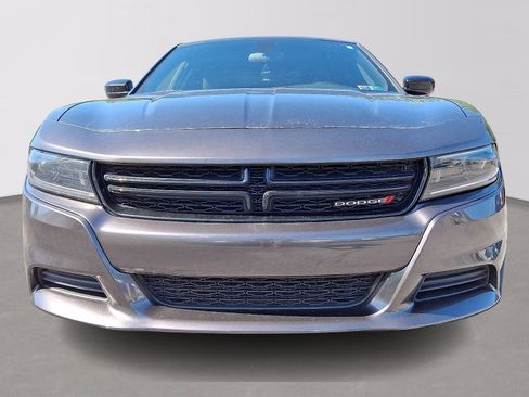 Used 2023 Dodge Charger SXT RWD image 2