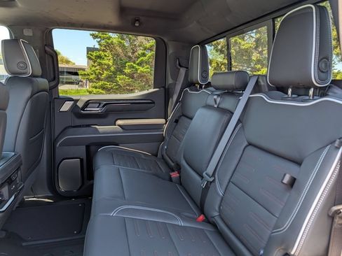 New 2026 GMC Sierra 1500 AT4X AWD/4WD image 40