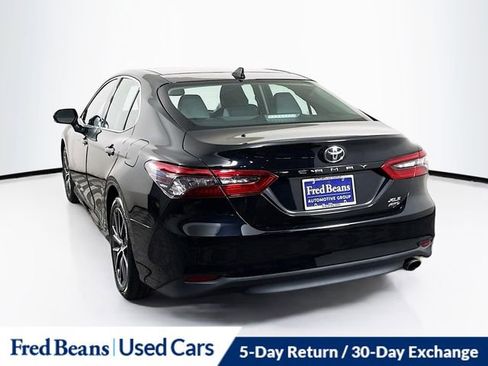 Used 2023 Toyota Camry XLE w/ Navigation Package image 5