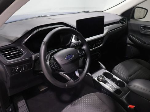 Used 2023 Ford Escape Active w/ Tech Pack #1 AWD/4WD image 14