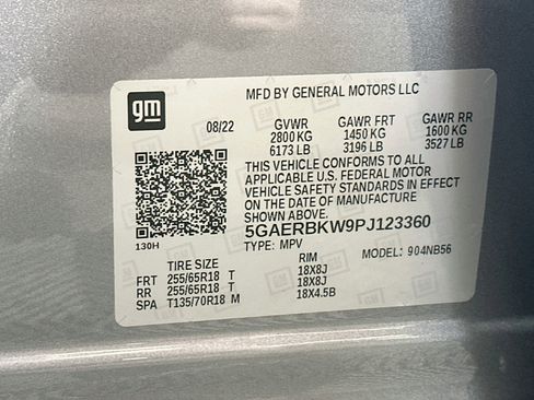 Used 2023 Buick Enclave Essence FWD image 31