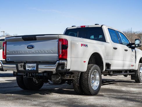 New 2026 Ford F450 XLT w/ 360-Degree Camera Package image 4