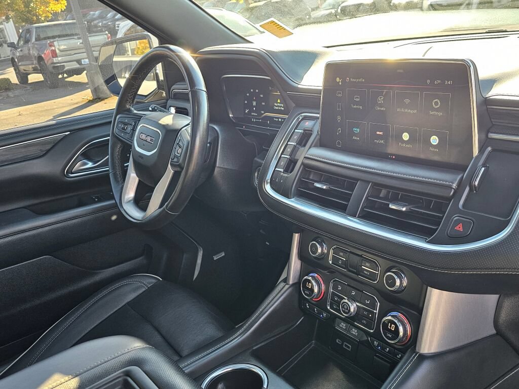 Certified 2022 GMC Yukon XL SLT w/ Max Trailering Package AWD/4WD image 34