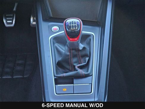 Used 2022 Volkswagen GTI SE w/ SE Leather Package image 21