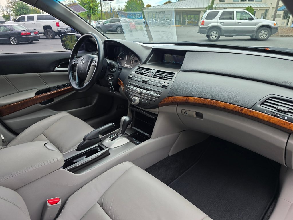 Used 2011 Honda Accord EX-L image 4